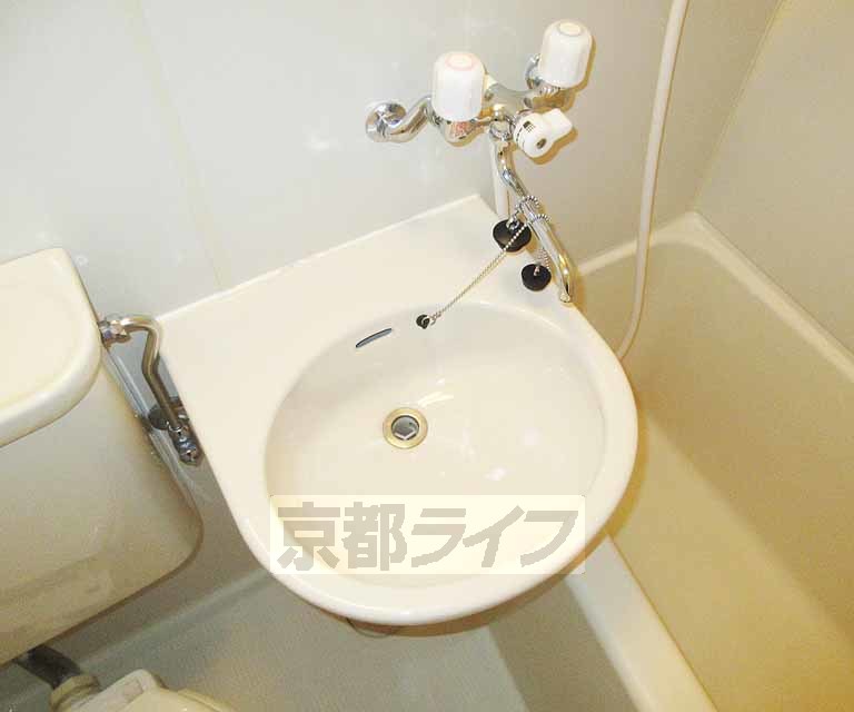 洗面設備　ちょうど良い大きさです