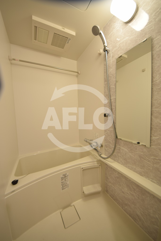 バス・シャワールーム　エスリード難波THE FIRST　風呂