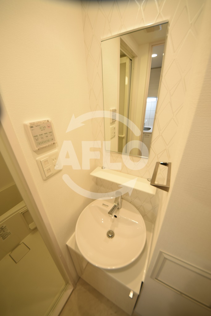 洗面設備　エスリード難波THE FIRST　独立洗面台