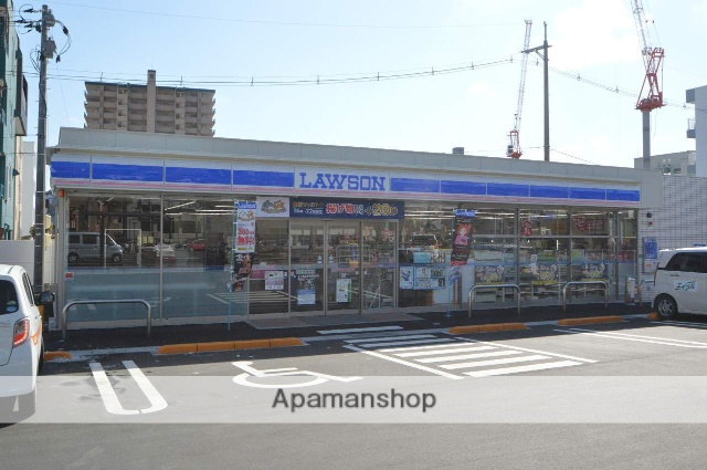 コンビニ　ローソン（コンビニ）まで660m