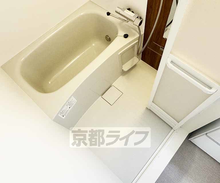 バス・シャワールーム　きれいなバスルームです！