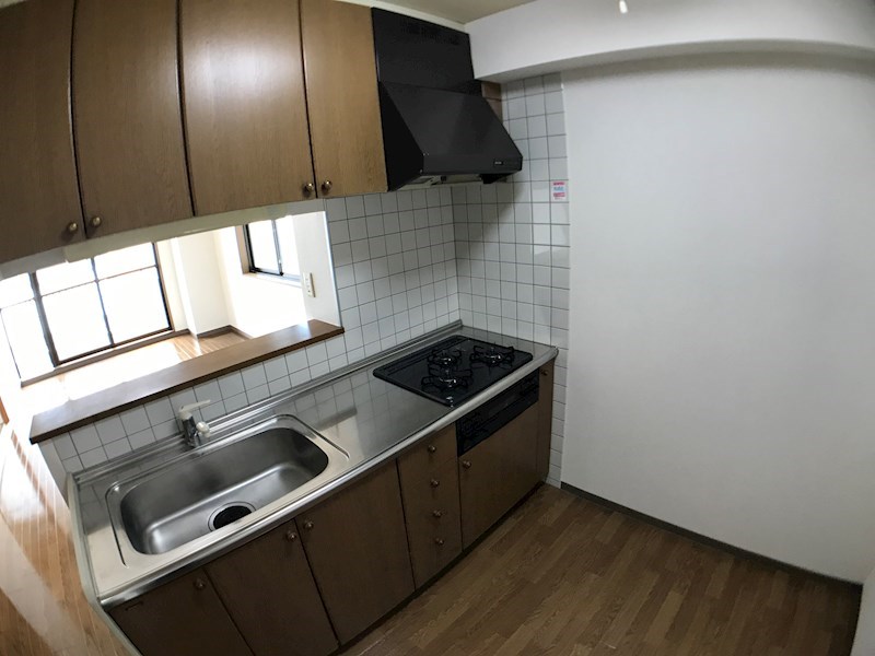 キッチン　人気のカウンターキッチン！3口コンロです！