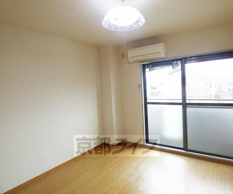 居室・リビング　広々としています