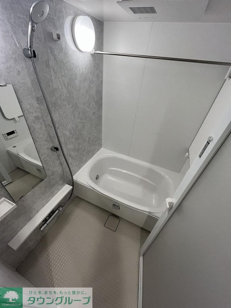 バス・シャワールーム　バス