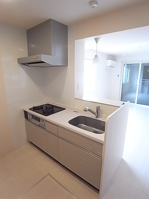 キッチン　キッチンでお料理をお楽しみください