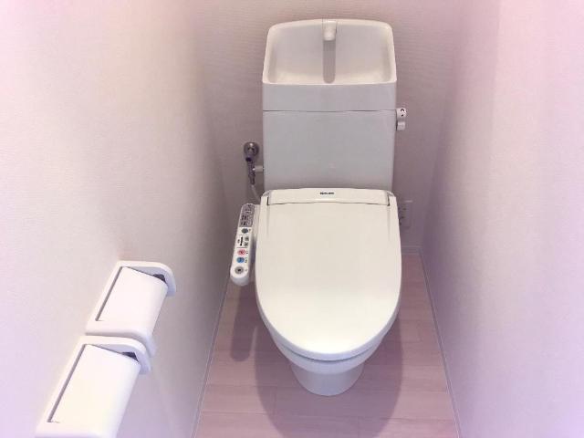 トイレ　シャワー付トイレ