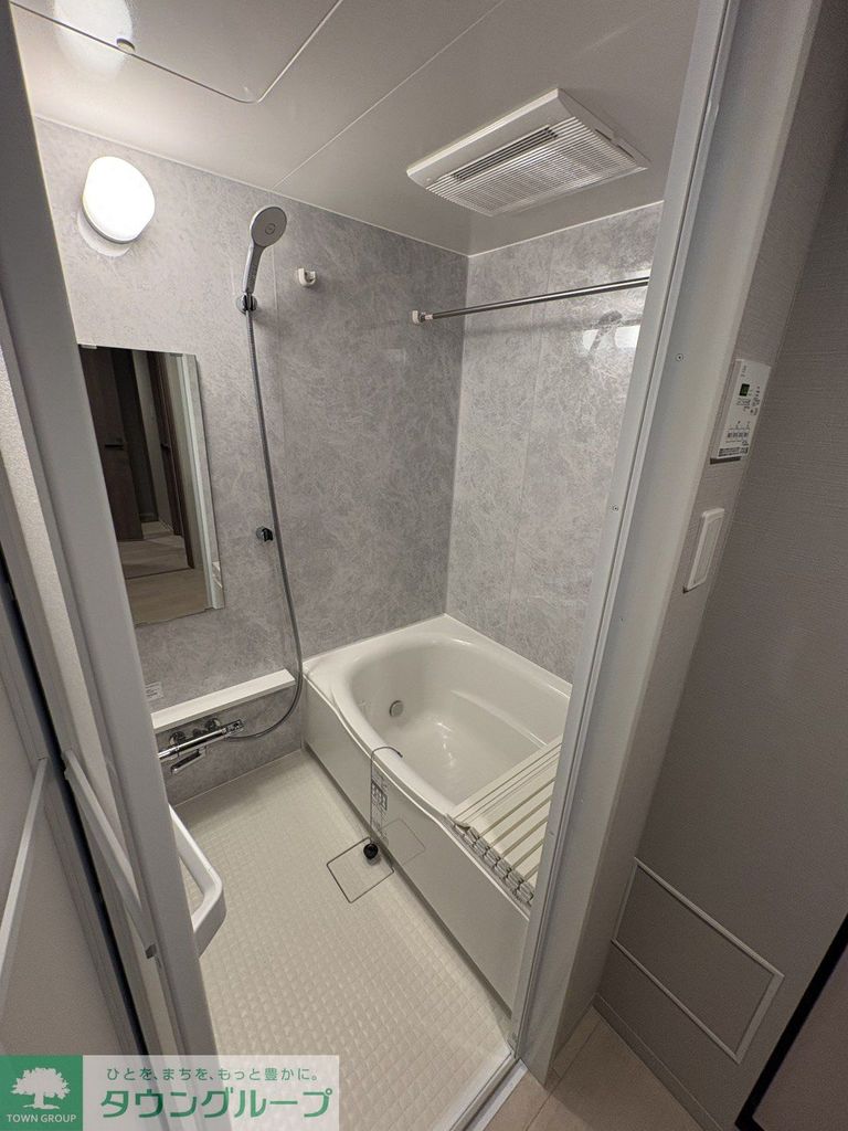 バス・シャワールーム　バス