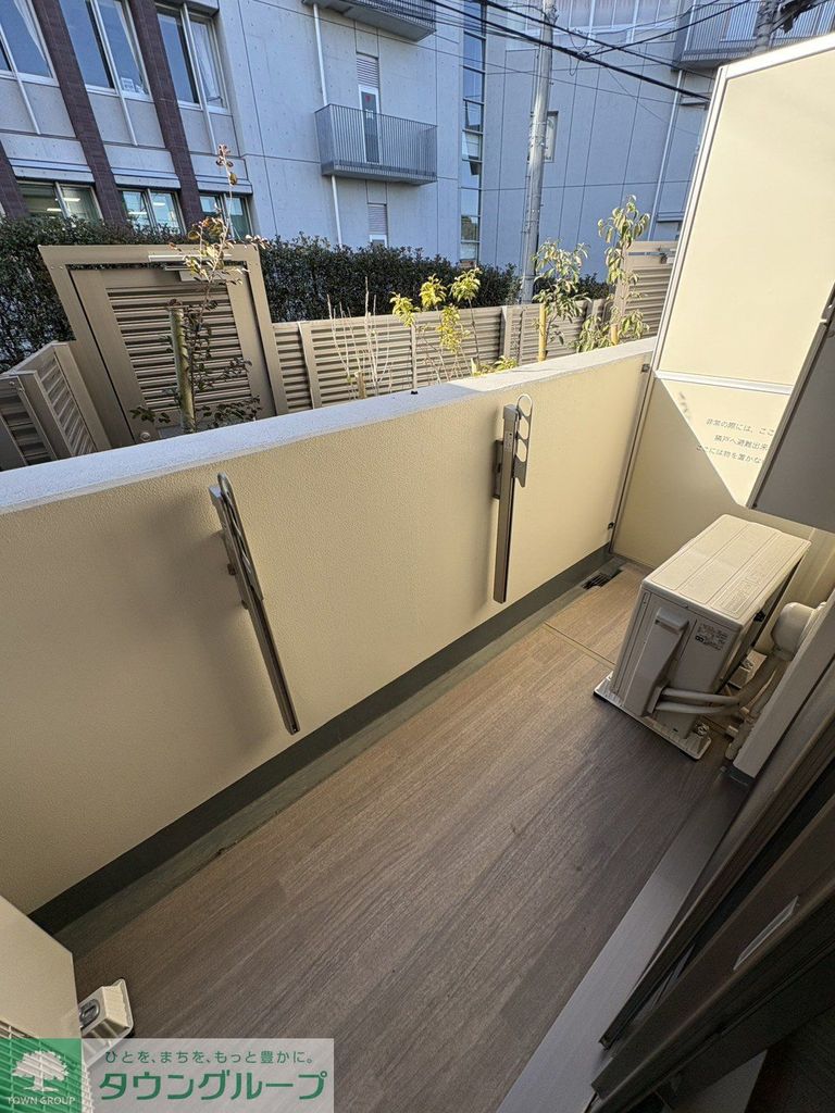 バルコニー　バルコニー