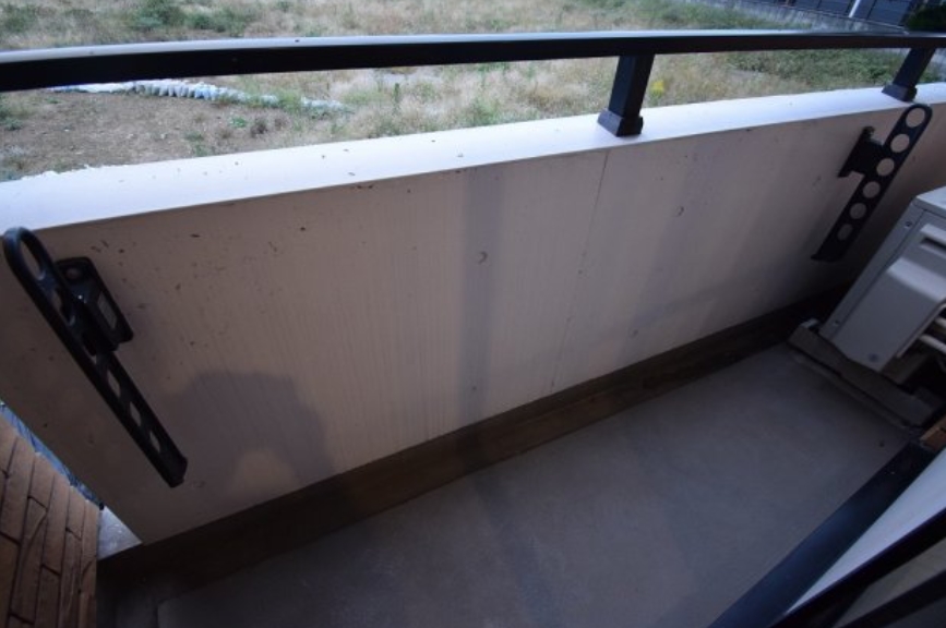 バルコニー　他部屋参考写真です。