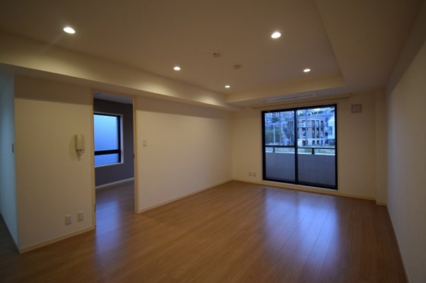 居室・リビング　他部屋参考写真です。