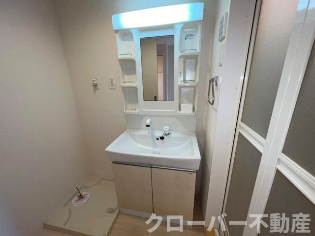 洗面設備　洗髪洗面化粧台