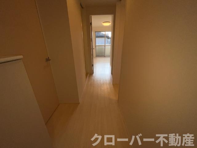 玄関　廊下