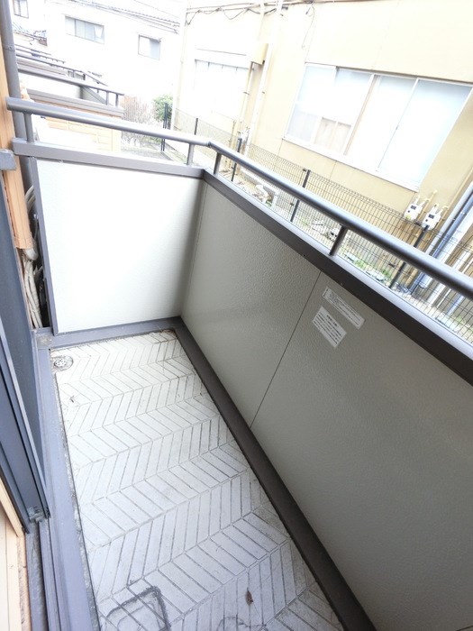 バルコニー　バルコニー付きなのでお天気が良い日にはお洗濯物干せます◎