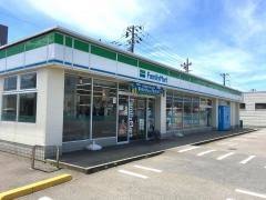 コンビニ　ファミリーマート 新潟平島店（コンビニ）まで396m