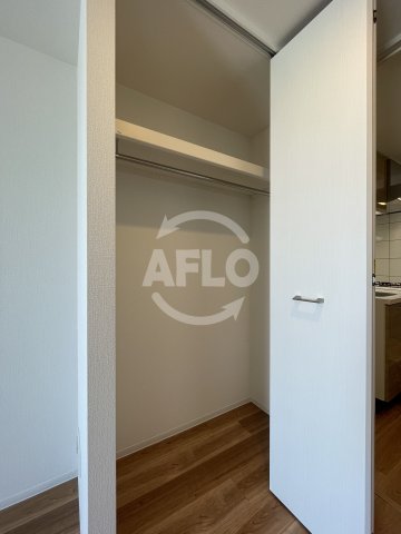 収納　サムティ大正リバーライズ　クローゼット