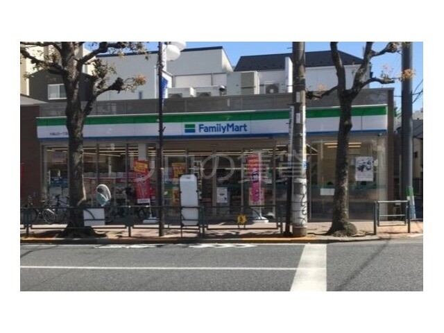 コンビニ　ファミリーマート大森山王一丁目店（コンビニ）まで789m