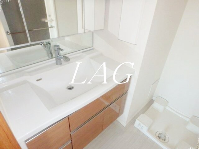 洗面設備　洗面台です。