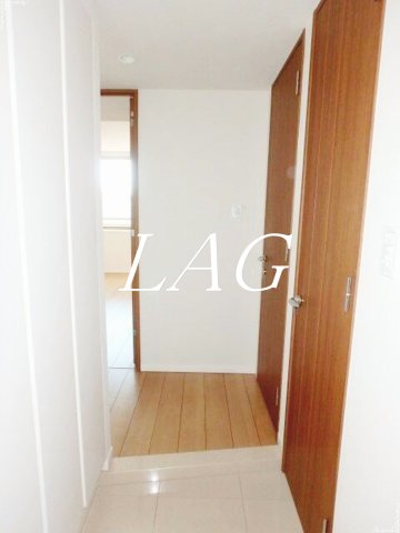 玄関　玄関です。