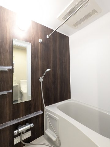 バス・シャワールーム