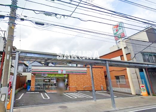 コンビニ　セブンイレブン横浜山元町店（コンビニ）まで125m