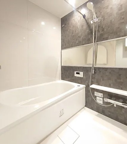 バス・シャワールーム　☆ゆったりくつろげるお風呂☆