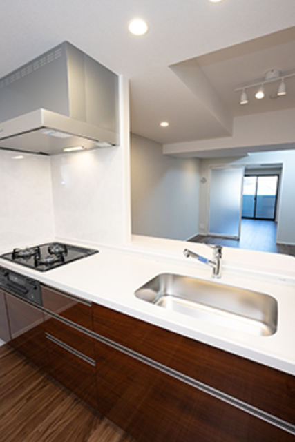 キッチン　※写真は同タイプ住戸です。