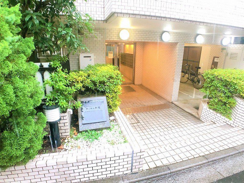 エントランス　エントランス