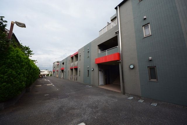 エントランス　★オシャレな外観★