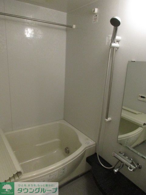 バス・シャワールーム　A タイプ2016年12月撮影 同タイプ907号室の写真で…