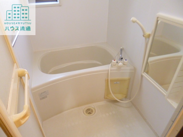 バス・シャワールーム　※別号室※