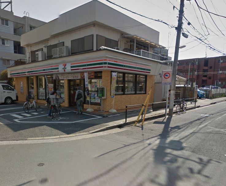コンビニ　セブンイレブン 市川宝店（コンビニ）まで60m