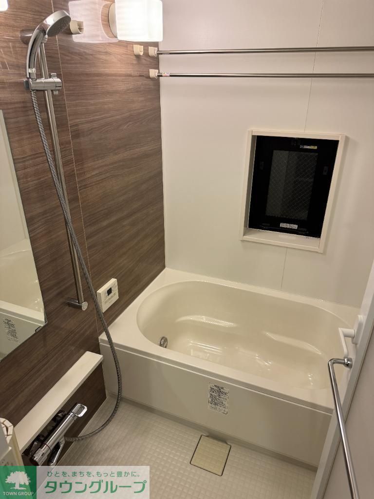 バス・シャワールーム　※別部屋参考写真