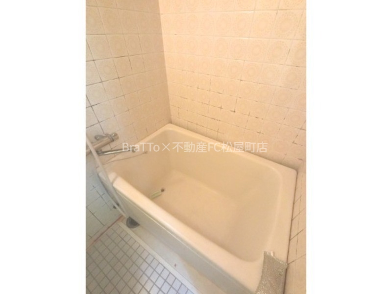 バス・シャワールーム　バス