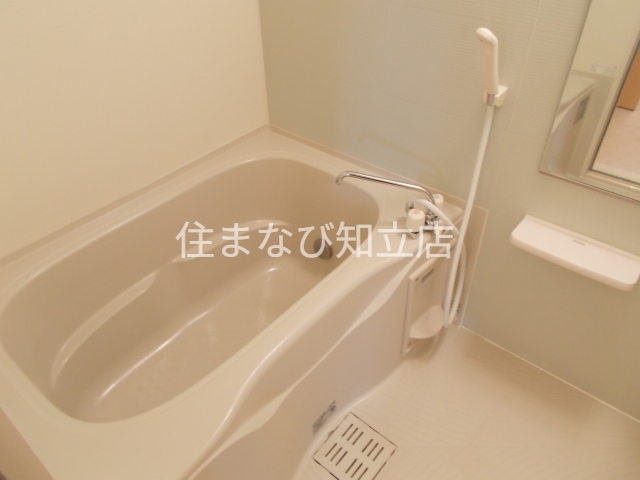 バス・シャワールーム　同型別部屋写真