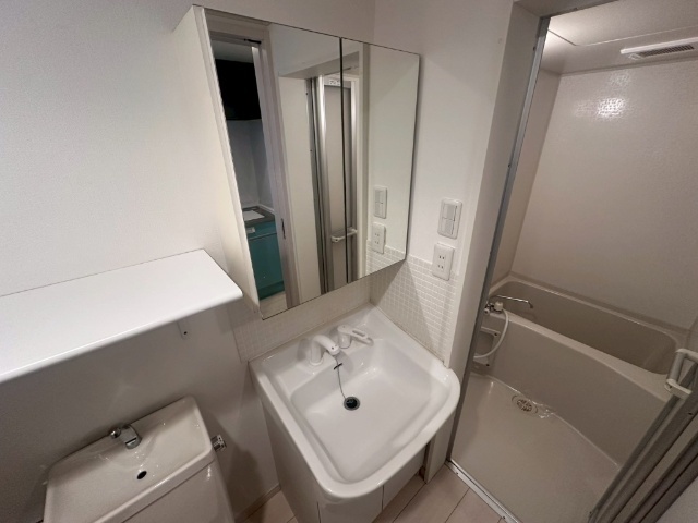 洗面設備　別部屋参考写真