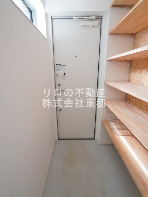 玄関　すっきりシンプルな玄関スペースです！