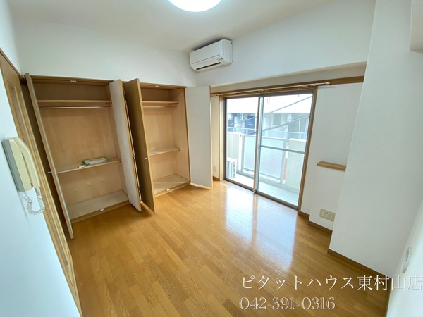 収納　■一面収納