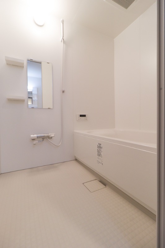 バス・シャワールーム　図面と現状に相違がある場合には現状を優先