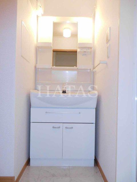 洗面設備　同物件別部屋です