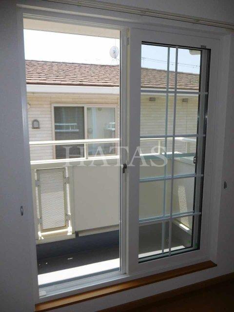 バルコニー　同物件別部屋です