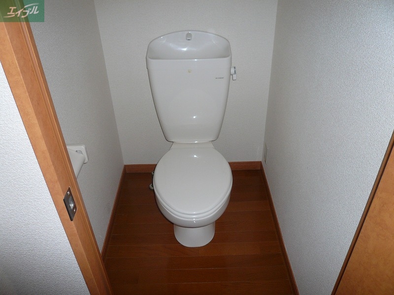 トイレ　※写真と現状が異なる場合は現状を優先