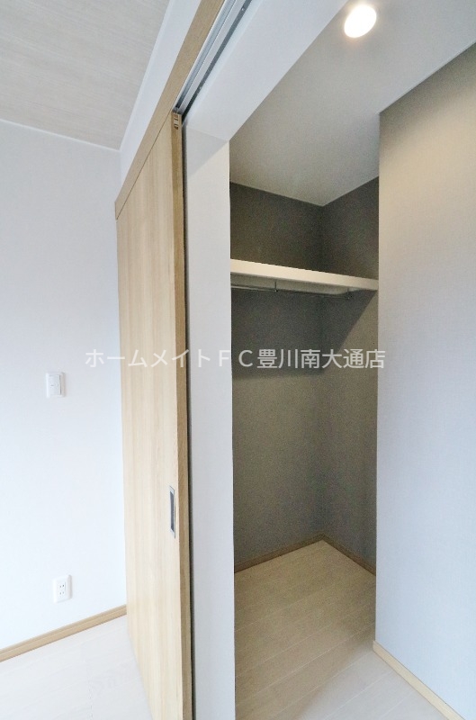 収納　同型別部屋写真（反転）