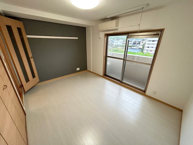 居室・リビング　※別号室参照写真