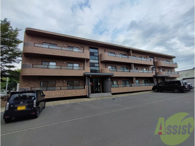 建物外観　札幌市北区屯田７条「バーリントンコート」