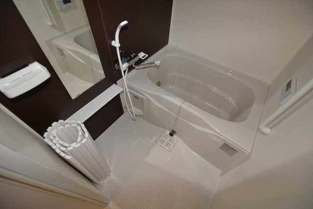 バス・シャワールーム　きれいなお風呂です