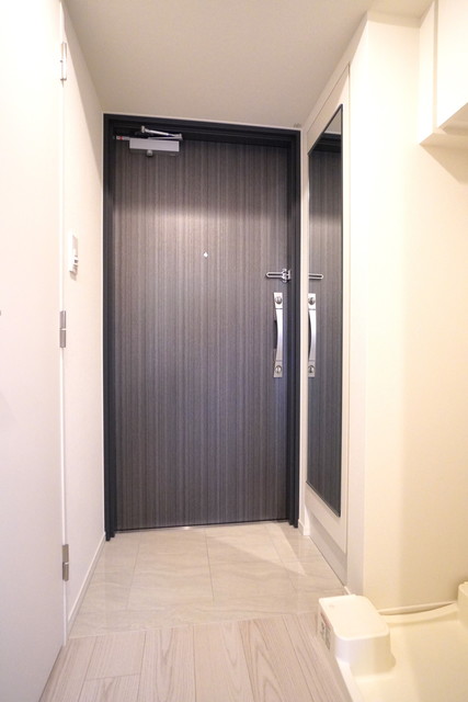玄関　※写真は同タイプ住戸です。