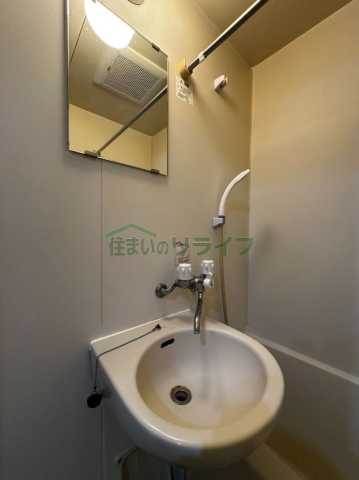 洗面設備　別階層の参考写真になります。
