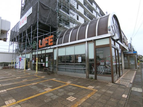 スーパー　ライフ　忠岡店（スーパー）まで691m