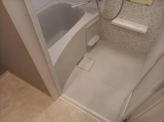 バス・シャワールーム　別部屋参考写真