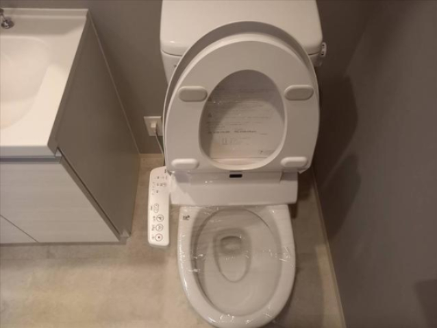 トイレ　別部屋参考写真